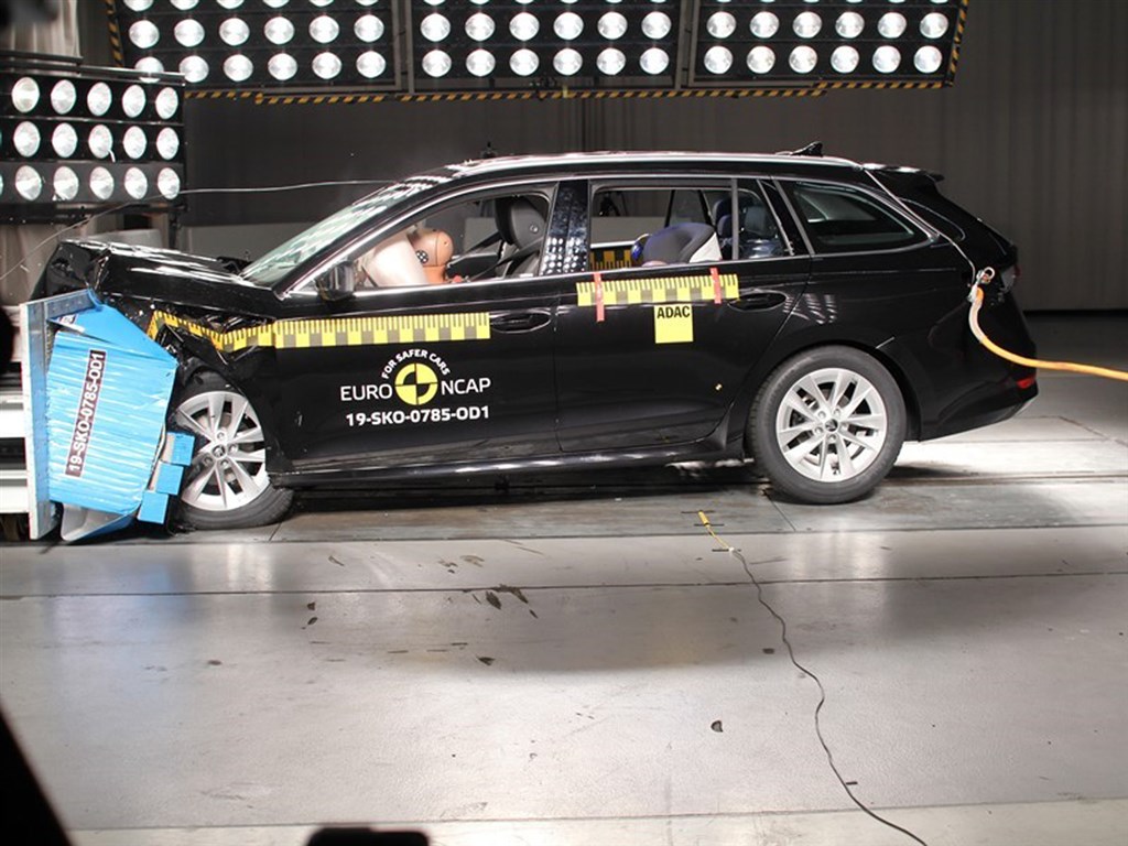 Skoda Octavia
(Foto: FDM / Euro NCAP)